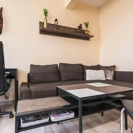 Two Bedroom Cathedral View Appartement